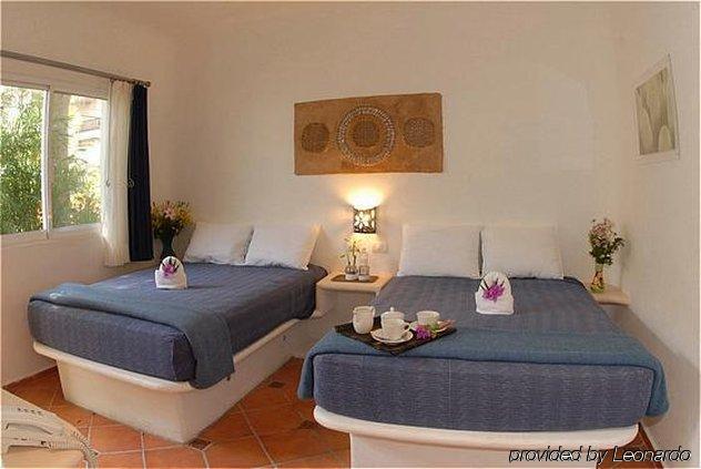 Aqualuna Boutique Hotel By Sunrise (Adults Only) بلايا ديل كارمن الغرفة الصورة