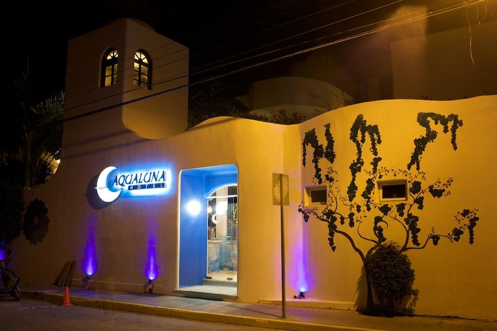 Aqualuna Boutique Hotel By Sunrise (Adults Only) بلايا ديل كارمن المظهر الخارجي الصورة
