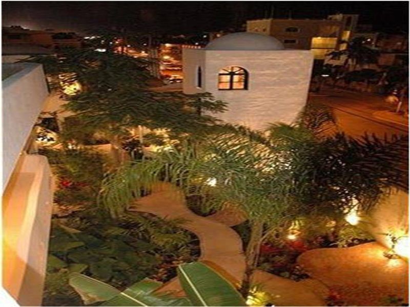 Aqualuna Boutique Hotel By Sunrise (Adults Only) بلايا ديل كارمن المظهر الخارجي الصورة