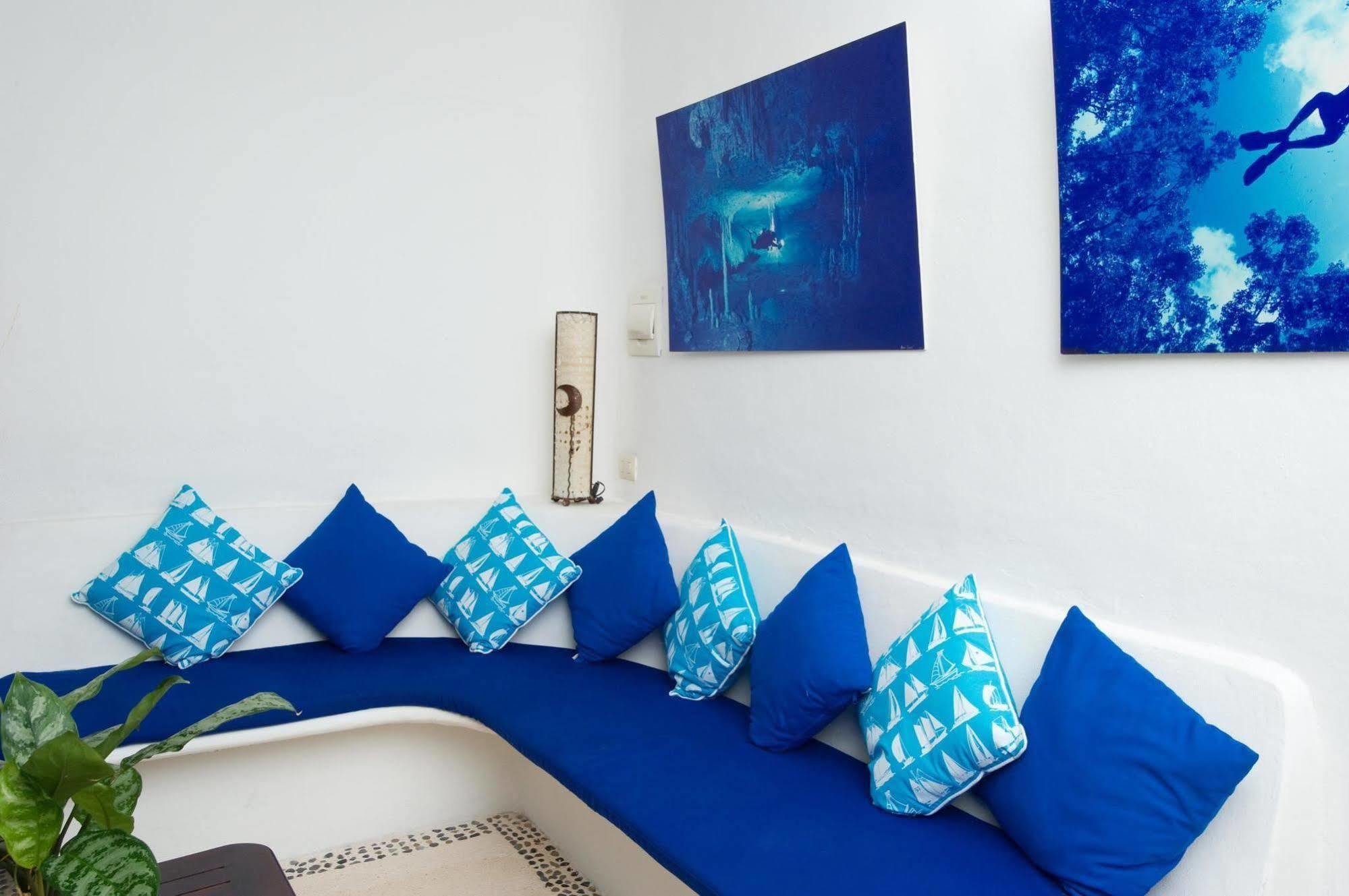 Aqualuna Boutique Hotel By Sunrise (Adults Only) بلايا ديل كارمن المظهر الخارجي الصورة